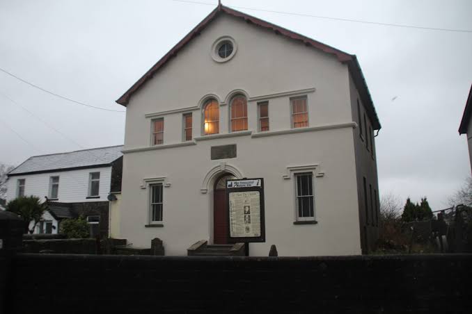 Yr Hen Dŷ Cwrdd, Trecynon, Aberdare